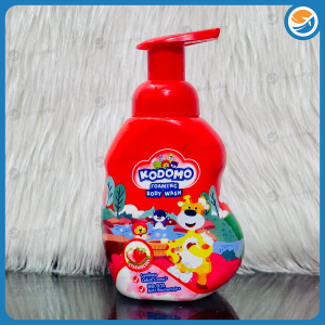 Kodomo Baby Foaming Body Wash Strawberry Indonesia 250ml
