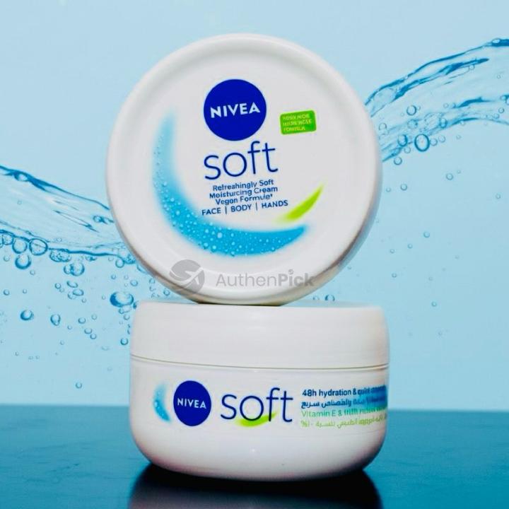 Nivea - Soft Cream Jar (Refreshingly Soft Moisturizing Cream) - 200ml